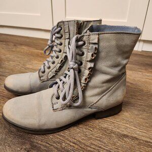 Betsey Johnson Blue Leather Ruffle Ankle Boots Litz Boho Cottagecore Moto size 9